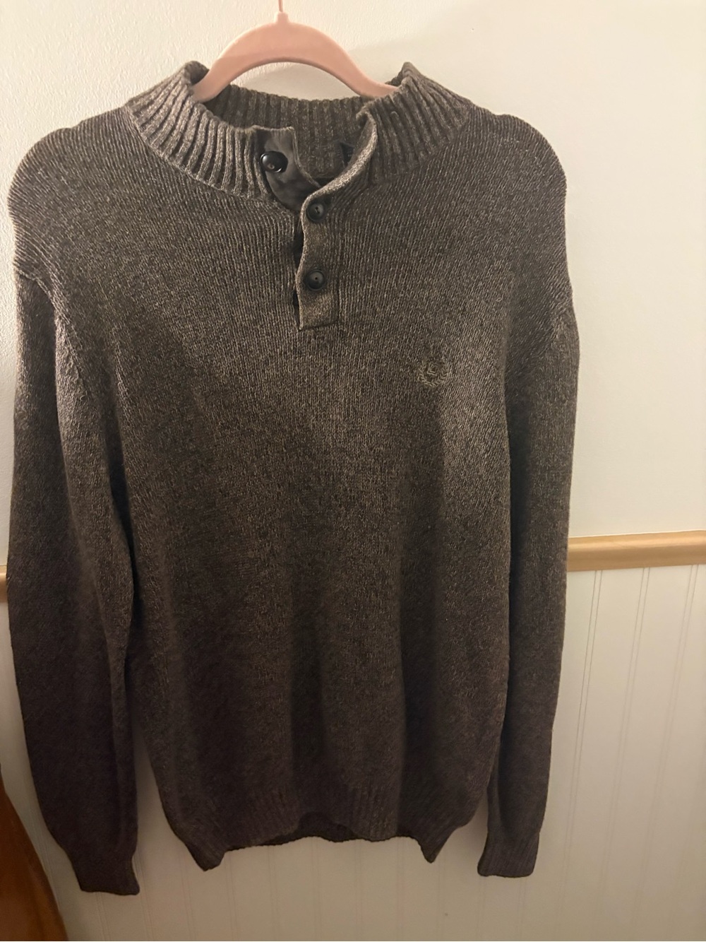 CHAPS Men’s Large Brown 100% Cotton 3-Button Mock Neck Sweater
